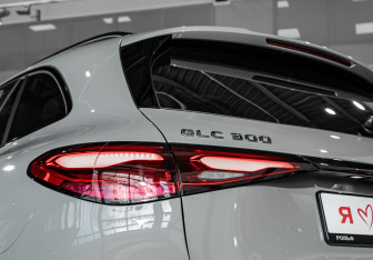 Новый Mercedes-Benz GLC Coupe 2026 (9 фото)