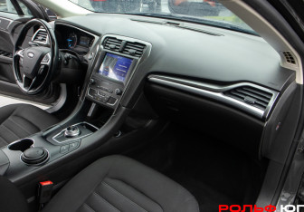 Подержанный автомобиль Ford Mondeo Wagon 2019 года (7 фото)
