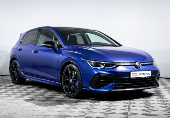 Подержанный автомобиль Volkswagen Golf R Hatchback 2023 года (3 фото)