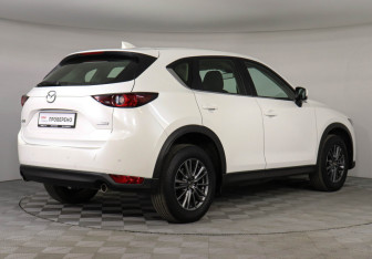 Подержанный автомобиль Mazda CX-5 2019 года (5 фото)