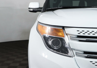 Подержанный автомобиль Ford Explorer 2013 года (7 фото)