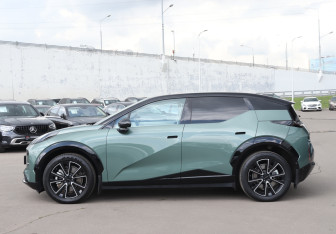 Подержанный автомобиль Zeekr X 2023 года (8 фото)