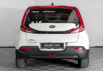 Подержанный автомобиль Kia Soul 2021 года (6 фото)