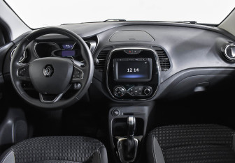 Подержанный автомобиль Renault Kaptur 2019 года (9 фото)