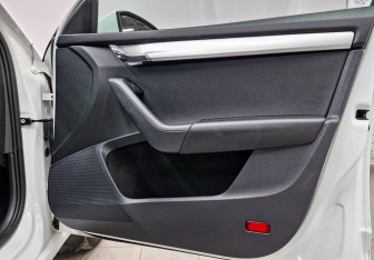 Подержанный автомобиль Skoda Octavia Liftback 2019 года (24 фото)