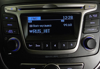 Подержанный автомобиль Hyundai Solaris Sedan 2014 года (14 фото)