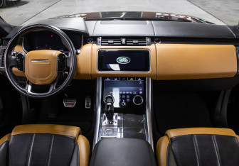 Подержанный автомобиль Land Rover Range Rover Sport 2019 года (15 фото)