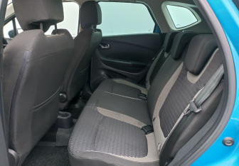 Подержанный автомобиль Renault Kaptur 2017 года (11 фото)