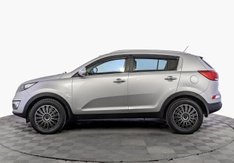 Подержанный автомобиль Kia Sportage 2015 года (8 фото)