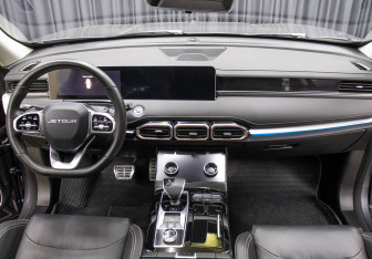 Подержанный автомобиль Jetour X70 2024 года (14 фото)