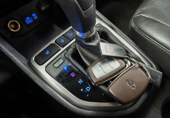 Подержанный автомобиль Hyundai Creta 2017 года (17 фото)