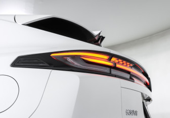 Подержанный автомобиль Changan UNI-K 2023 года (28 фото)