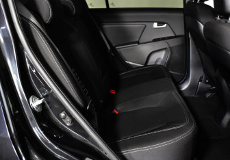 Подержанный автомобиль Kia Sportage 2014 года (10 фото)