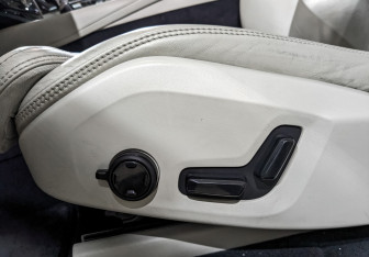 Подержанный автомобиль Volvo XC90 2016 года (30 фото)