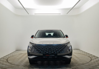 Подержанный автомобиль Omoda C5 2023 года (2 фото)