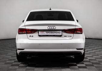 Подержанный автомобиль Audi A3 Sedan 2018 года (6 фото)