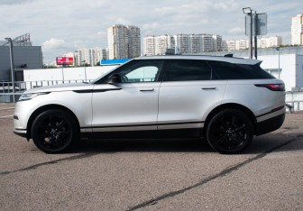 Подержанный автомобиль Land Rover Range Rover Velar 2017 года (8 фото)