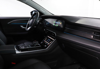 Подержанный автомобиль Jetour X90 2023 года (9 фото)
