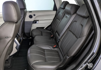 Подержанный автомобиль Land Rover Range Rover Sport 2014 года (18 фото)