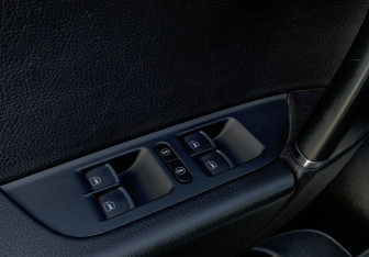 Подержанный автомобиль Volkswagen Touareg 2017 года (15 фото)