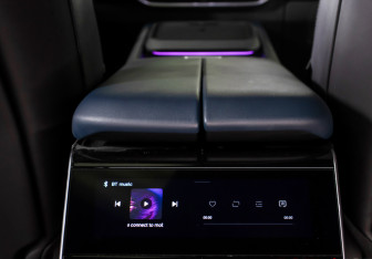 Подержанный автомобиль Voyah Free 2023 года (20 фото)