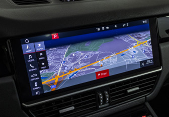 Подержанный автомобиль Porsche Cayenne 2019 года (20 фото)