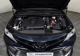 Подержанный автомобиль Toyota Camry Sedan 2019 года (7 фото)