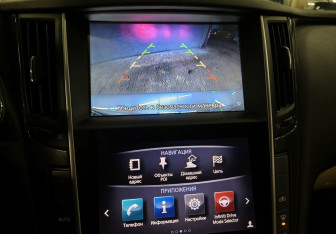 Подержанный автомобиль Infiniti Q50 2014 года (16 фото)