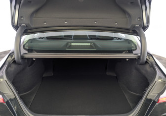 Новый Toyota Camry Sedan 2025 (8 фото)