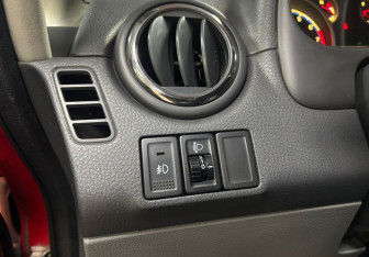 Подержанный автомобиль Suzuki SX4 Hatchback 2011 года (19 фото)