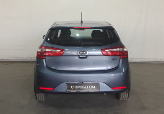 Подержанный автомобиль Kia Rio Hatchback 2012 года (6 фото)