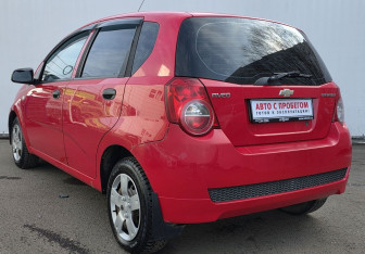 Подержанный автомобиль Chevrolet Aveo Hatchback 2011 года (7 фото)