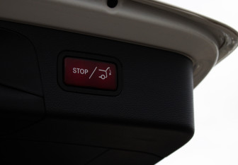 Подержанный автомобиль Mercedes-Benz GLC Coupe 2022 года (16 фото)