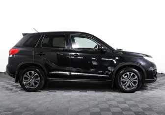 Подержанный автомобиль Suzuki Vitara 2017 года (4 фото)