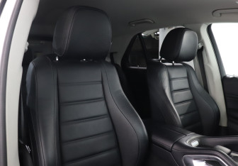 Подержанный автомобиль Mercedes-Benz GLE 2019 года (16 фото)