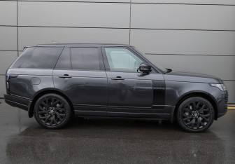 Подержанный автомобиль Land Rover Range Rover 2019 года (4 фото)