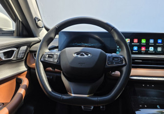 Подержанный автомобиль Chery Tiggo 8 Pro Max 2022 года (13 фото)