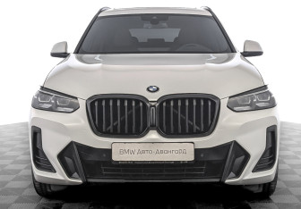 Подержанный автомобиль BMW X3 2021 года (2 фото)
