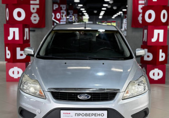 Подержанный автомобиль Ford Focus Wagon 2011 года (2 фото)