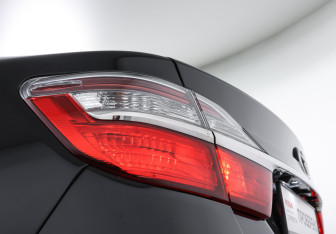 Подержанный автомобиль Toyota Camry Sedan 2017 года (20 фото)
