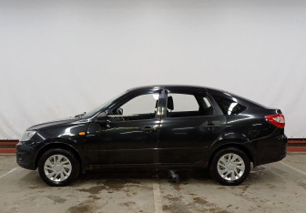 Подержанный автомобиль LADA (ВАЗ) Granta Liftback 2015 года (8 фото)