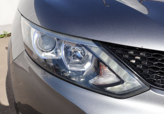 Подержанный автомобиль Nissan Qashqai 2017 года (24 фото)