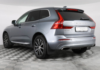 Подержанный автомобиль Volvo XC60 2018 года (7 фото)