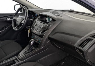 Подержанный автомобиль Ford Focus Hatchback 2018 года (11 фото)