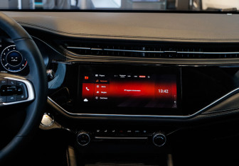 Подержанный автомобиль Omoda S5 2024 года (24 фото)