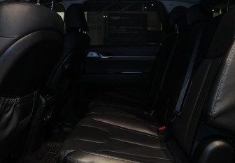 Подержанный автомобиль Hyundai Palisade 2022 года (8 фото)