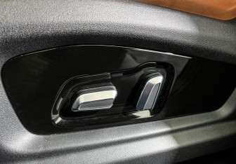 Подержанный автомобиль Omoda C5 2022 года (14 фото)