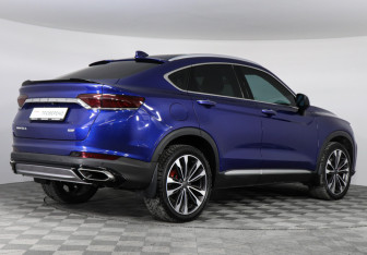 Подержанный автомобиль Geely Tugella 2022 года (5 фото)