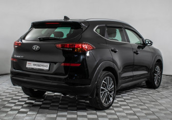 Подержанный автомобиль Hyundai Tucson 2020 года (5 фото)