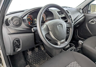 Подержанный автомобиль LADA (ВАЗ) Granta Sedan 2024 года (16 фото)